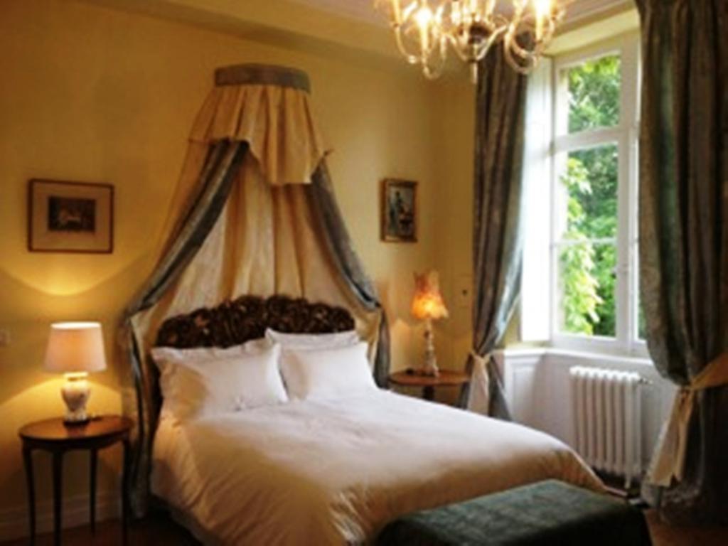 Chateau Lamothe Du Prince Noir - B&B Saint-Sulpice-et-Cameyrac Room photo